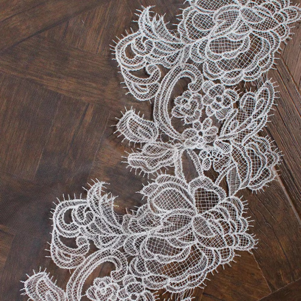 Luxury Royal Wedding Bridal Cathedral Veil One-Layer Lace Appliqued