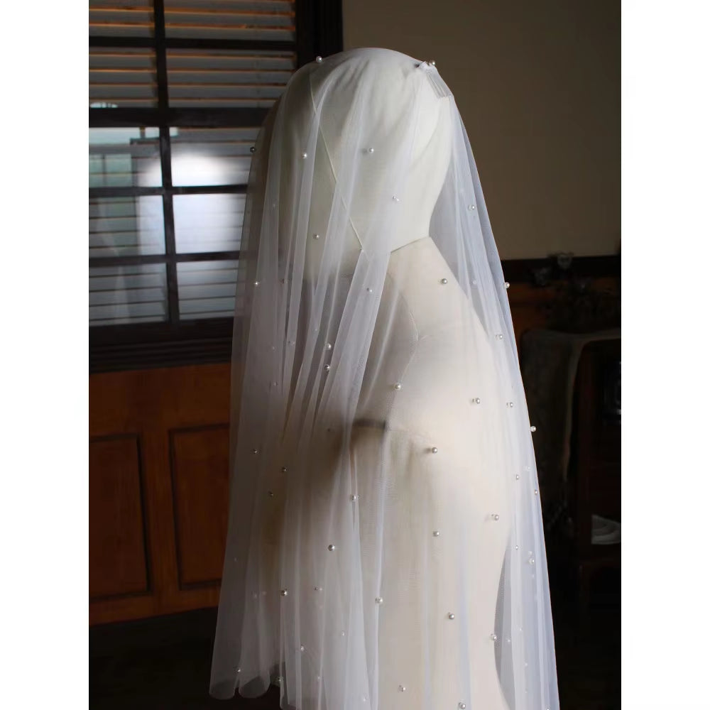 Handmade Two-Layer White Bridal Veil with Pearls