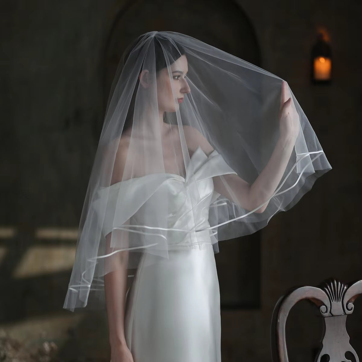 Exquisite Two-Layer White Bridal Veil with Plain Tulle and Ribbon Edge - Wedding Accessory with Hair Comb